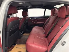 2021 BMW 5 Series 5 530Li M, белый — фото 9
