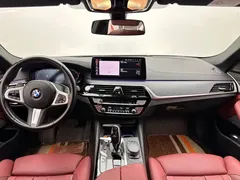 2021 BMW 5 Series 5 530Li M, белый — фото 10