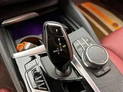 2021 BMW 5 Series 5 530Li M, белый — фото 16