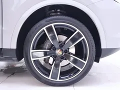 2019 Porsche Cayenne Coupé 3.0T — фото 6