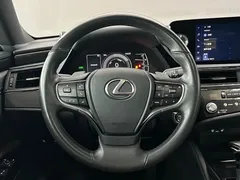 2022 Lexus ES 300h Premium — фото 16