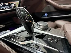 2022 BMW 5 Series 5 530Li, чёрный — фото 14