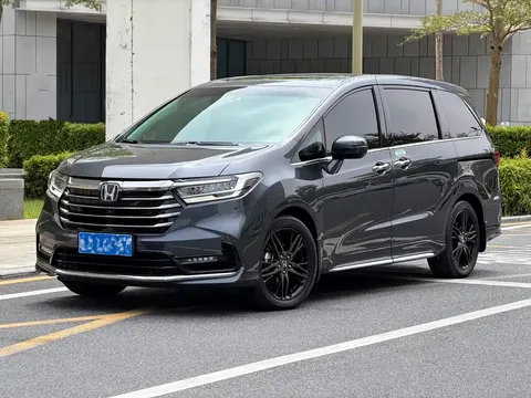 2022 Honda Odyssey 2.0L e:HEV Supreme