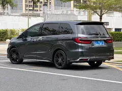 2022 Honda Odyssey 2.0L e:HEV Supreme — фото 16