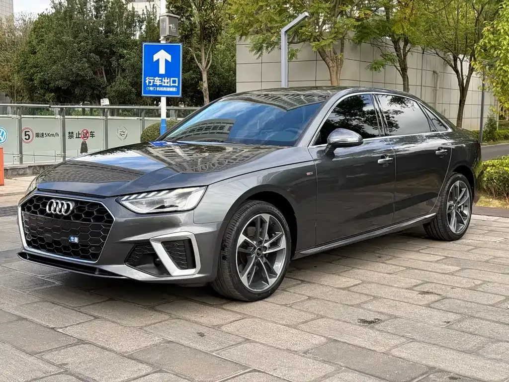 2022 Audi A4L 40 TFSI