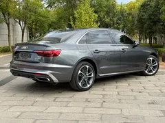 2022 Audi A4L 40 TFSI — фото 9