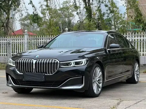2021 BMW 7 Series 740Li Leading Luxury Package