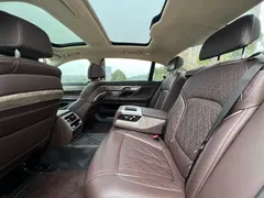 2021 BMW 7 Series 740Li Leading Luxury Package, чёрный — фото 5