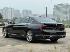 2021 BMW 7 Series 740Li Leading Luxury Package, чёрный — фото 7