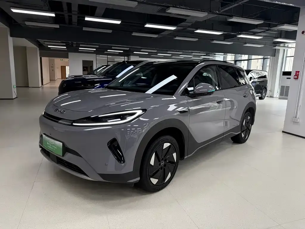 2025 BYD Sea Lion 05 EV 520KM Flagship
