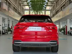 2023 Audi Q3 35 TFSI 1.4T — фото 4