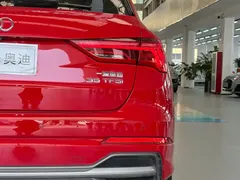 2023 Audi Q3 35 TFSI 1.4T — фото 6