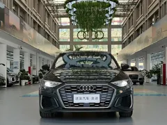 2023 Audi A3 Sportback 35 TFSI, зелёный — фото 4
