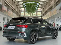 2023 Audi A3 Sportback 35 TFSI, зелёный — фото 5
