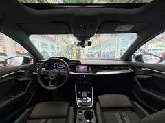 2023 Audi A3 Sportback 35 TFSI, зелёный — фото 11