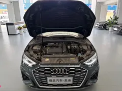 2023 Audi A3 Sportback 35 TFSI, зелёный — фото 16