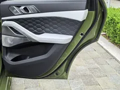 2022 BMW X6 M, зелёный — фото 31