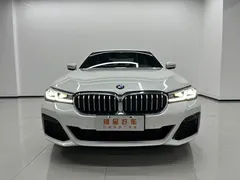 2022 BMW 5 Series 5 525Li M, белый — фото 2