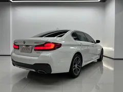 2022 BMW 5 Series 5 525Li M, белый — фото 4