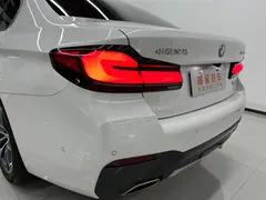 2022 BMW 5 Series 5 525Li M, белый — фото 7