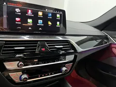 2022 BMW 5 Series 5 525Li M, белый — фото 9