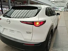2020 Mazda CX-30 2.0L AT, белый — фото 8