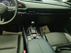 2020 Mazda CX-30 2.0L AT, белый — фото 14