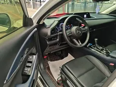 2020 Mazda CX-30 2.0L AT, белый — фото 16