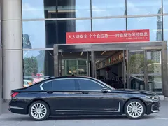 2021 BMW 7 Series 730Li, чёрный — фото 3