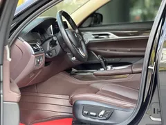2021 BMW 7 Series 730Li, чёрный — фото 10