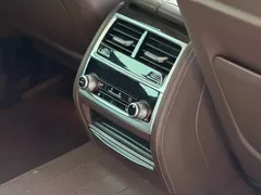 2021 BMW 7 Series 730Li, чёрный — фото 18