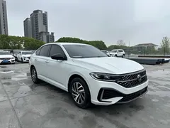 2023 Volkswagen Lavida 300TSI DSG, белый — фото 2