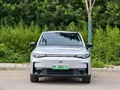 2024 Leapmotor C16 EV 580 Premium — фото 2