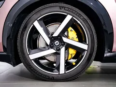 2025 Xiaomi YU7 4WD Max — фото 25