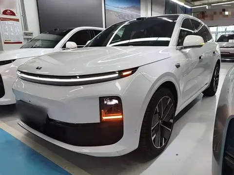 2025 Li Auto L6 Max