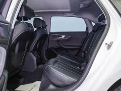 2022 Audi A4L 40 TFSI, белый — фото 16