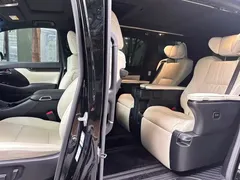 2020 Lexus LM 300h, чёрный — фото 9