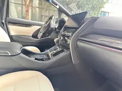 2020 Lexus LM 300h, чёрный — фото 11