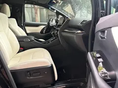 2020 Lexus LM 300h, чёрный — фото 12