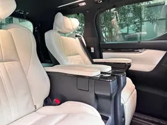 2020 Lexus LM 300h, чёрный — фото 13
