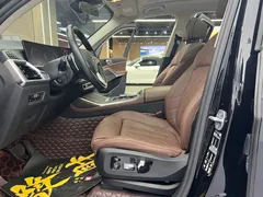 2023 BMW X7 xDrive40i, чёрный — фото 13