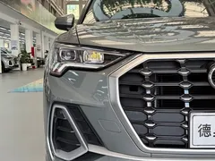 2022 Audi Q3 35 TFSI — фото 6