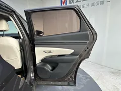 2021 Hyundai Tucson L 1.5T DCT LUX Premium — фото 19