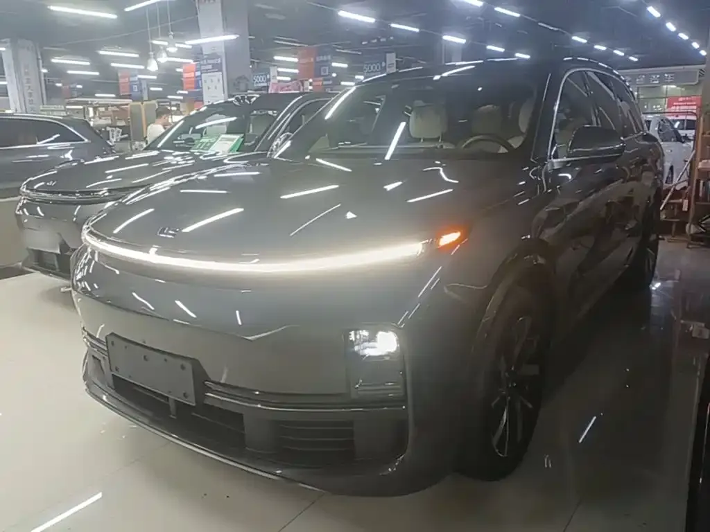 2023 Li Auto L8 Pro
