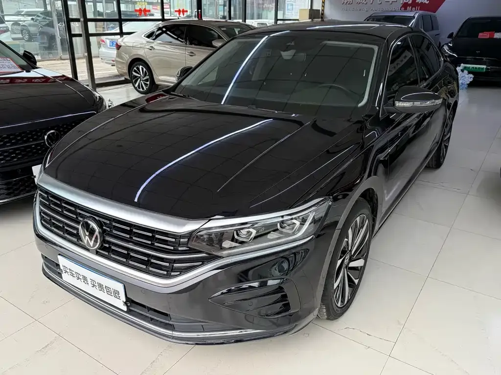 2022 Volkswagen Passat 330TSI Luxury