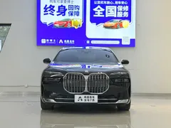 2023 BMW 7 Series 740Li, чёрный — фото 2