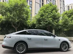 2024 Leapmotor C01 525 Premium — фото 17