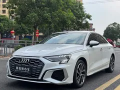 2022 Audi A3L Limousine 35 TFSI Fashion Sport, белый — фото 1