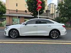 2022 Audi A3L Limousine 35 TFSI Fashion Sport, белый — фото 5