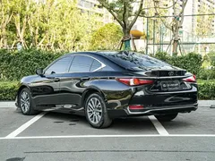 2021 Lexus ES 200, чёрный — фото 6